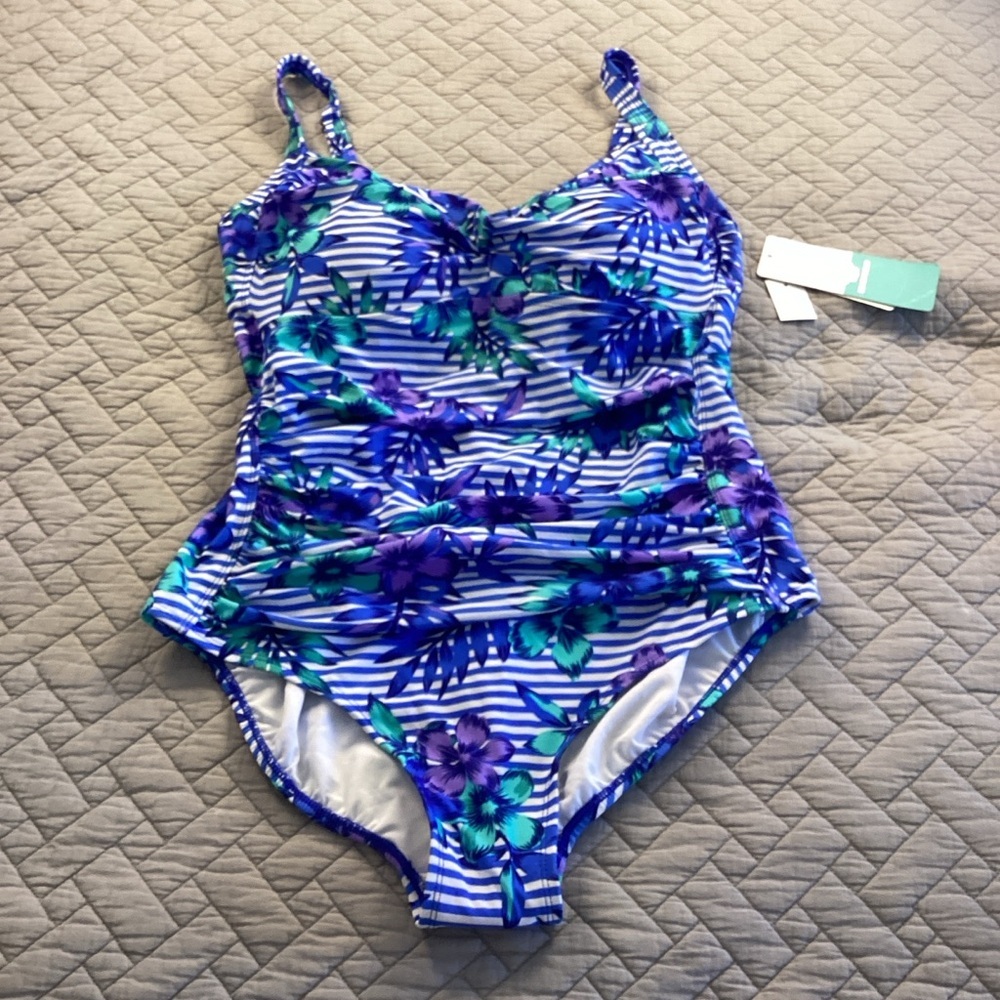 Sea & Sand NWT Tropical Floral Striped One-Piece Swimsuit Sz 22W